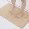 Badematte Badewanne Gross beige, weich und rutschfest für Badezimmer.