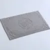 Badematte Baumwolle grau mit filigranem Ornamentmuster, ideal für Badezimmer.