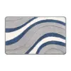 Dunkelgrauer Badezimmerteppich mit wellenförmigem Muster in Blau und Weiß, ideal für moderne Badezimmer.