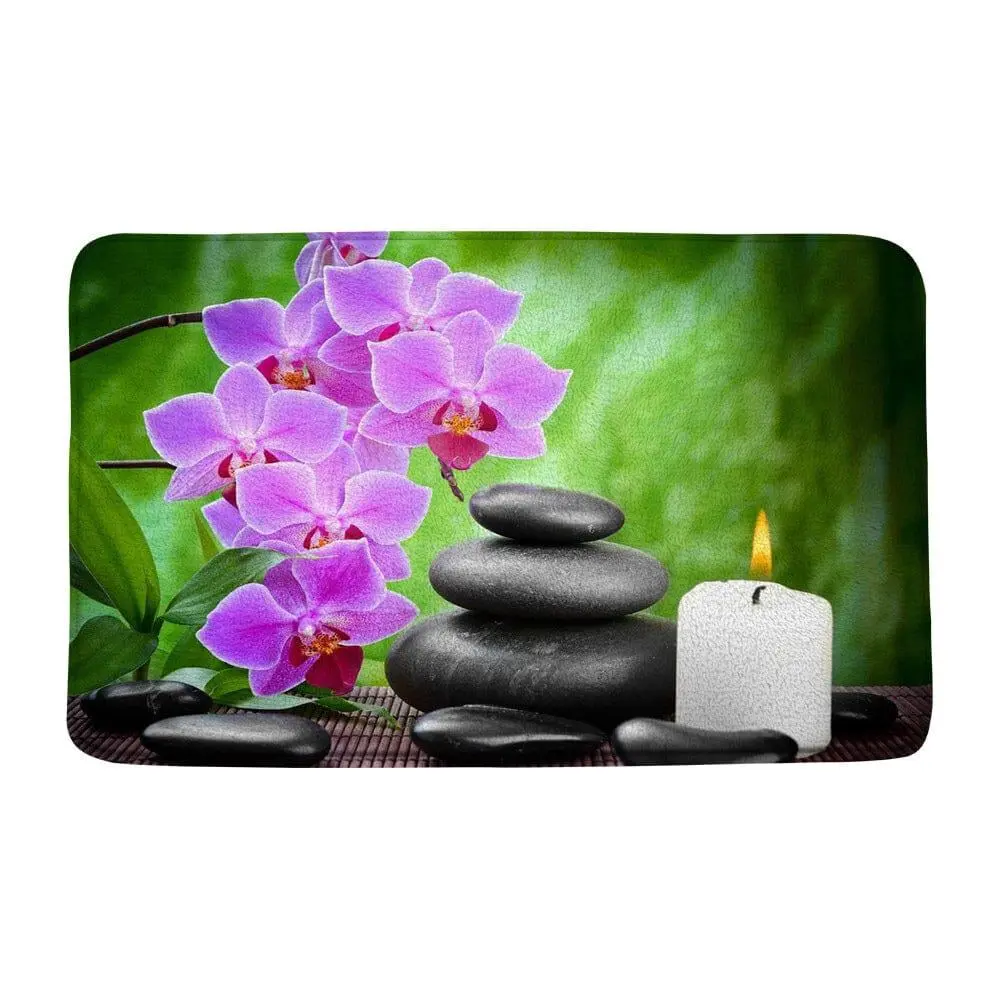 Hochflor-Badezimmerteppich mit Orchidee, Steinpyramide und Kerze – Entspannung im Badezimmer.