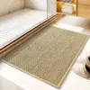 Geflochtener Badteppich in Beige für Badezimmer, rutschfest und strapazierfähig.