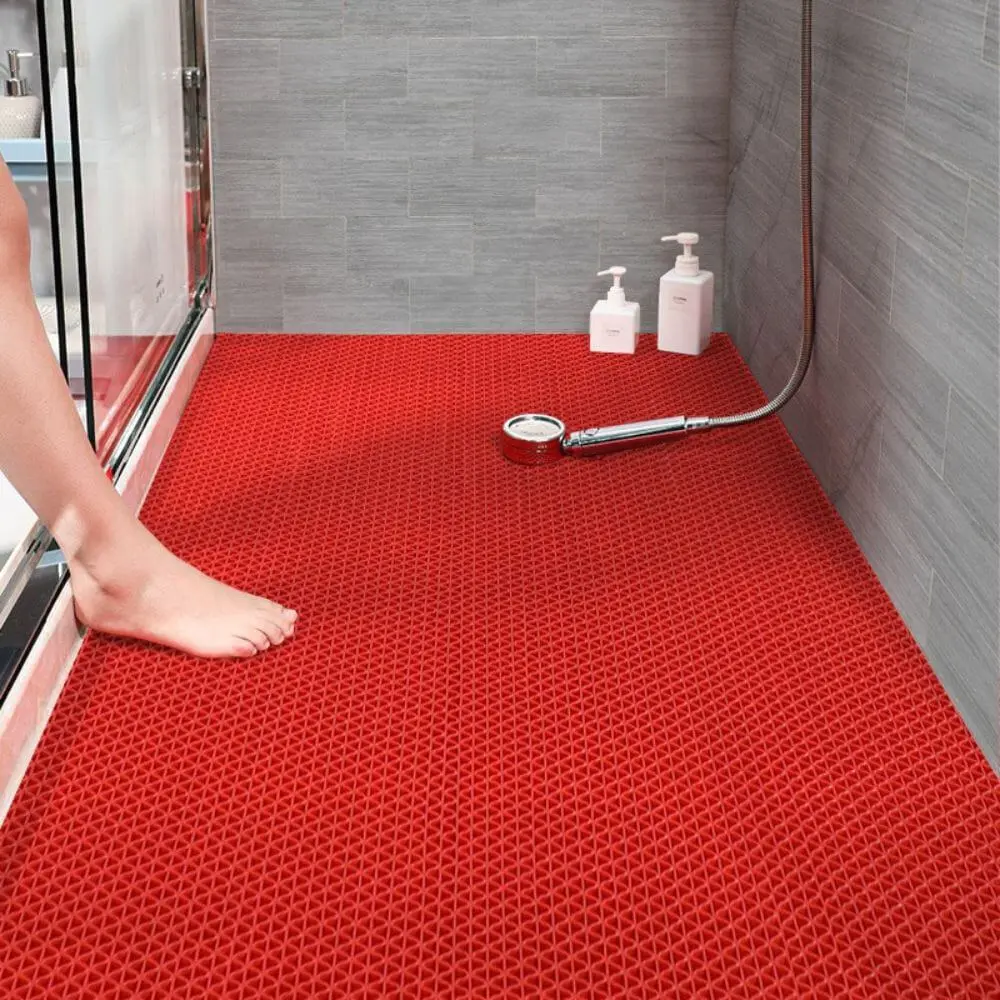 Rot Badteppich mit rutschfestem Muster in Dusche, Badezimmer-Textil, Anti-Rutsch-Matte.