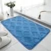 Blauer Badteppich Mikrofaser mit Muster, saugfähig, für Badezimmer.