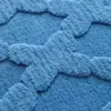 Blauer Badteppich aus Mikrofaser mit saugfähigem, strukturiertem Design für Badezimmer.