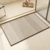 Diatomit Badteppich grosse Grösse mit Muster, ideal für Badezimmer und Wellness.