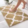 Meusch Badteppich mit geometrischem Muster, beige-weiß, weich und absorbierend für Badezimmer.
