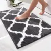 Meusch Badteppich grau-weiss, geometrisches Muster, weicher Hochflor, ideal für Badezimmer.